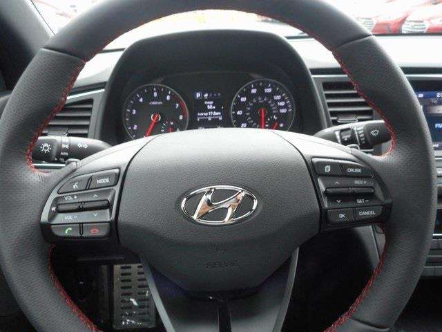 2017 Hyundai Elantra Sport 4dr Sedan DCT